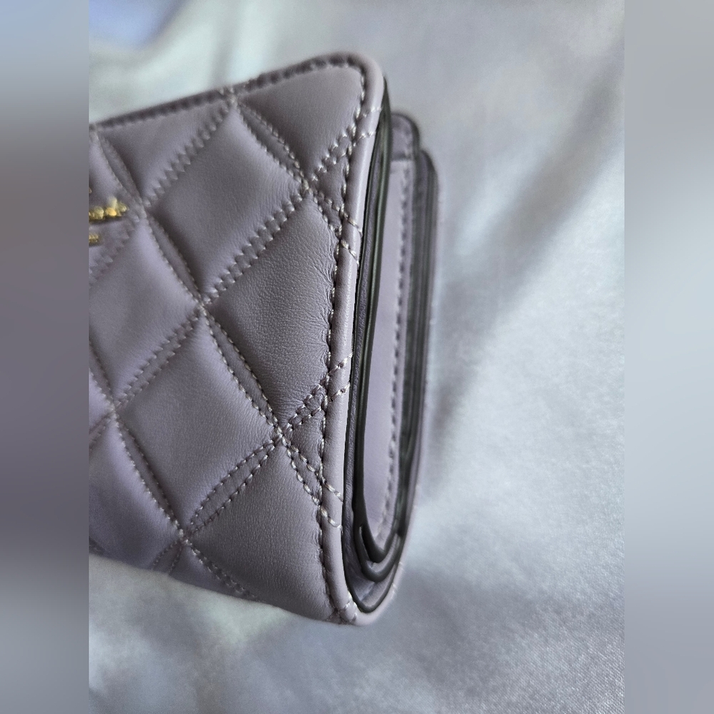 Kate Spade Lavendar Quilted Leather Wallet In EUC - Picture 5 of 12